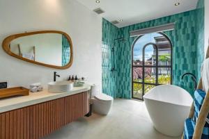 Omarosa Stunning 3 BR Private Pool Villa ZN352