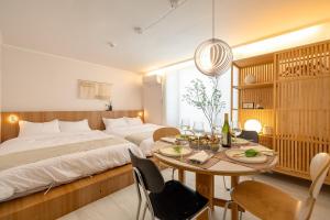 NEW Modern House in the heart of Seoul Jongno