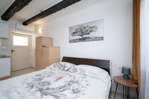 Apartments with parking space Nin, Zadar - 22265