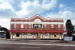 Riverview Hotel Tempe