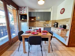 Studio cabine cosy au pied des pistes, 4 pers, balcon - FR-1-505-238