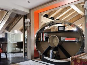 Duplex Luxe Courchevel 1850, ski aux pieds, 4 chambres - FR-1-772-9