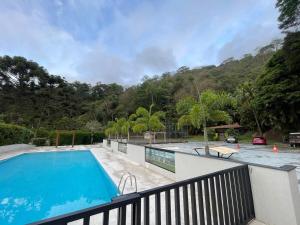 Quarto externo aconchegante em Itaipava