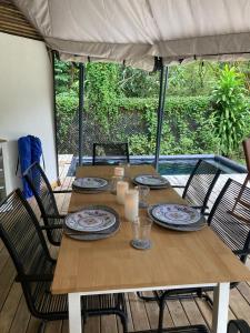 Safari tent with private pool close to Manuel Antonio Glamping 2