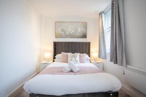 Central | Stylish 1BR Apt near Cardiff Castle