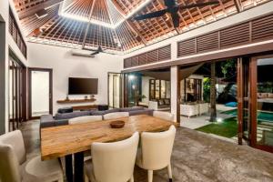 Monique 3 BR Private Pool Villa ZN354