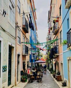 Elegant Central Apartment with Private Jacuzzi