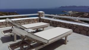 Milo Milo Suites Milos Greece