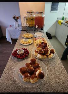 2-Bedroom Apt, Perfect for Family or Work Stays