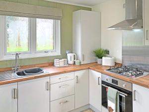 Kings Moor Retreat 2 - Uk50822