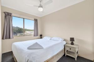 Budget Friendly & Unrenovated Beachside Family with Balcony & Resort Perks Sandcastles 234