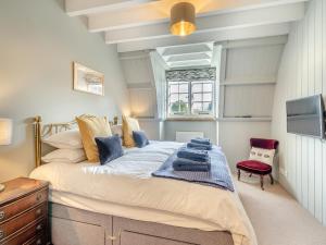 The Manor Stables - Uk48247