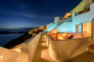 Cocoon Suites Santorini Greece