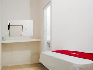 RedDoorz near Juwata 3 Airport Tarakan