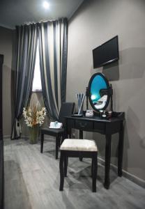 Costantino Secondo Guest House