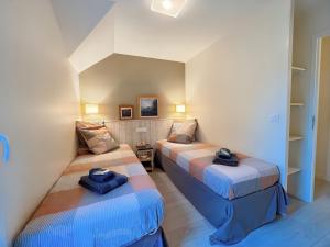 Cottage avec Parking gratuit - piscine et jeux