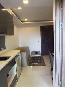 Luxurious Pattaya Apartment with Pool Access