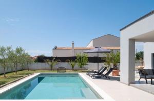 Villa Esti by Villsy