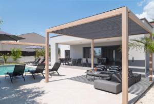 Villa Esti by Villsy