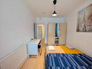 Spacious 3 Bedroom Flat In Stockwell