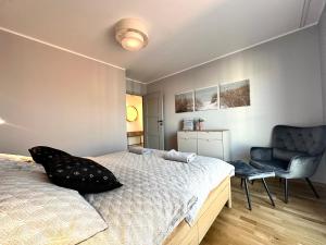 Madalińskiego Apt 26 - Balcony & Lift - 700m Main Station