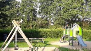 Fiskerhuset i Øster Hurup - i byen, ved stranden