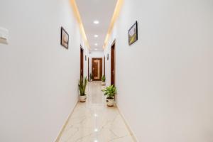 FabHotel Royal Grand - Basaveshwar Nagar