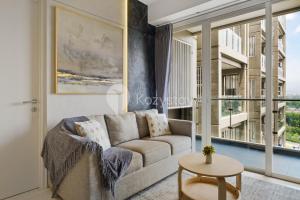 Senuri by Kozystay - Paskal