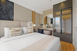 Senuri by Kozystay - Paskal