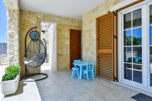 Villa Carnela with heated pool