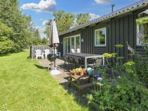 8 person holiday home in Ørsted