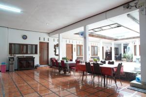 Loesje Guesthouse Syariah