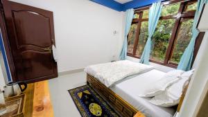 Naku homes