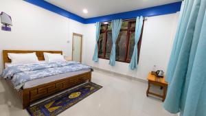 Naku homes