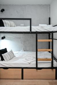 Industrial Hostel Vila Jovana