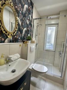 Premium-Apartment im Duisburger Süden, nähe Düsseldorf Flughafen & Messe, Komplett ausgestattetes Apartment mit modernen Altbau-Flair