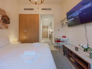 ThriveHomes Stylish Studio Getaway in Meydan