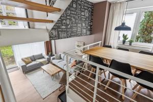 Charmantes Stadthaus, Parkplätze, Garten