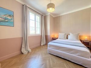 Nestor&Jeeves - PORT LYMPIA - Close Old Town - Port Area