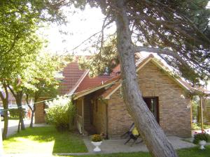 Ferienwohnung EG links