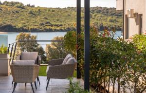 Apartment Megi by Villas Guide