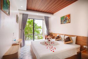 Tam Coc Little Charm Villa & Bungalow