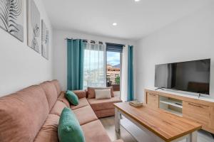 LXR Meninas 2HAB Close to the sea