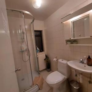 Excellent location in Keflavík at Faxabraut 49.