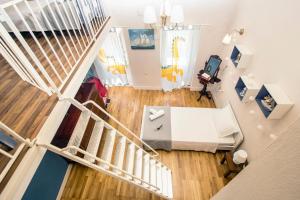 Victors Traditional House