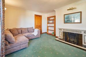 Host & Stay - Cherry Willows