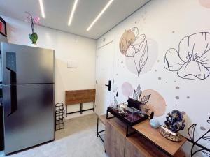 Apto lindo na rua da Praia Ocian! Venha conhecer!