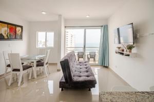Apartamento 2BR con vista al mar y cerca al aeropuerto