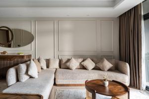 Cairo Festival City Gem 3BR with Maid Room Private Garden