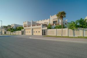 Remal Hotel & Villas Al Dhannah City